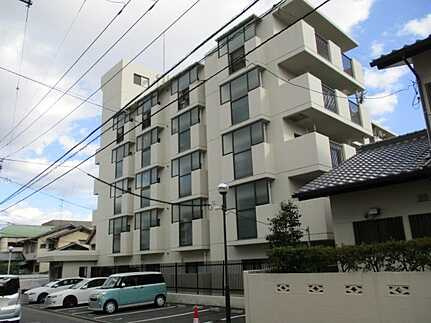 古江西町パークマンションの外観