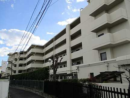 古江西町パークマンションの外観