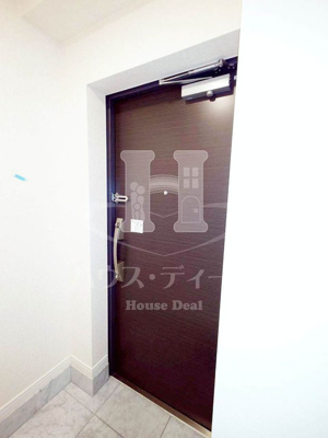 【玄関】 | KYビル | 明るい玄関です