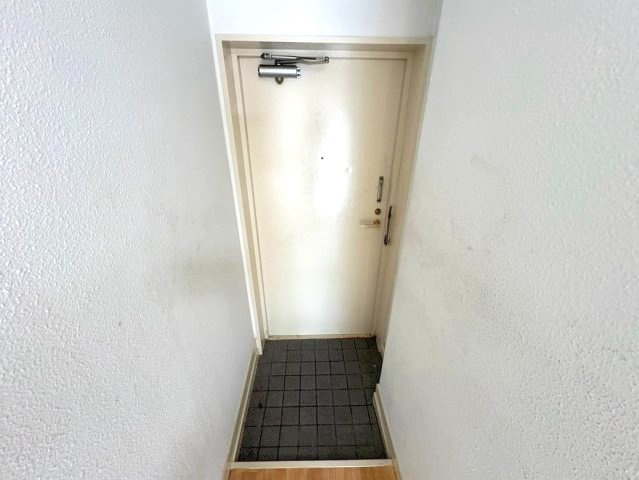 YTSマンション喜志の玄関