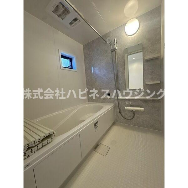 Ｋｏｌｅｔ野田七光台～コレットノダナナコウダイ～の浴室