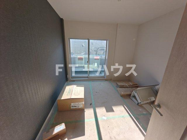 ｂｕｃｈｅ津田沼（ビュッシュツダヌマ）の居間・リビング