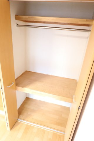 大阪市都島区東野田町１丁目の賃貸マンションの収納