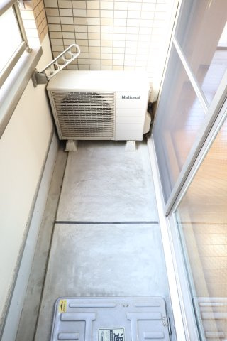 大阪市都島区東野田町１丁目の賃貸マンションのバルコニー