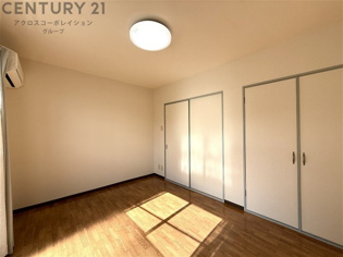 鶴居荘エー棟の居間