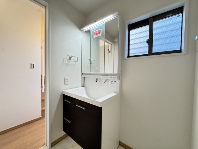 板橋区高島平1丁目　住環境良好　車庫付　快適住宅の洋室