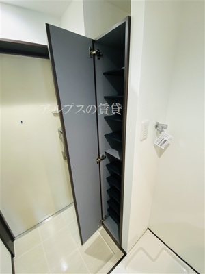 【玄関】 | プレール・ドゥーク横浜杉田