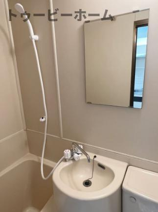 所沢市和ケ原１丁目のアパートの洗面所|広い洗面スペース