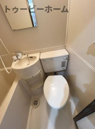 所沢市和ケ原１丁目のアパートのトイレ|ゆったりとした空間のトイレです