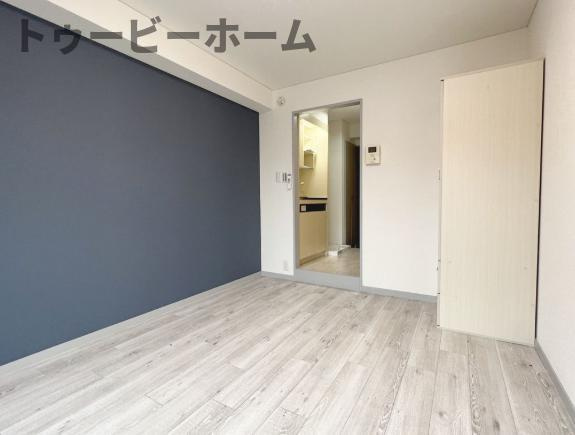 所沢市和ケ原１丁目のアパートの居間・リビング|使いやすい居間です