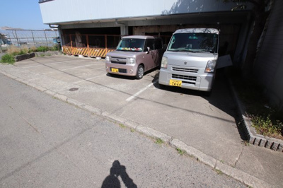 【駐車場】 | ポプリオンガーデン