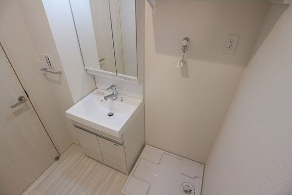 REGALEST道徳駅前の洗面所