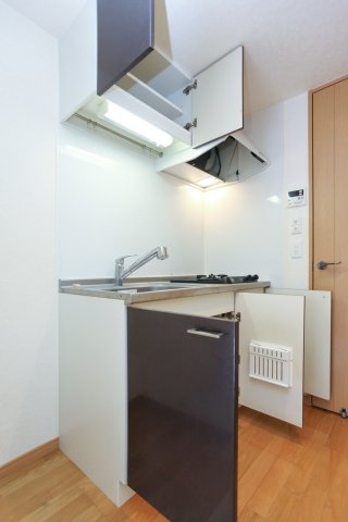 サヴォイテンジンスクワイヤー　10階のキッチン|別号室のものになります。現状優先。