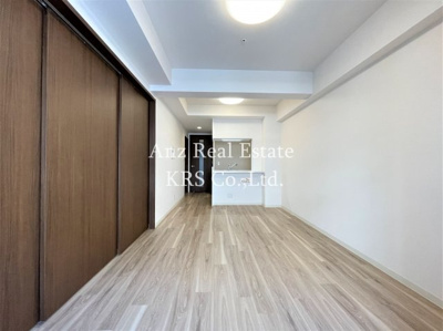 【居間・リビング】 | プレサンス阿波座駅前 | オシャレなデザインの11.9帖あるお部屋♪床暖房あります！