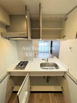 【キッチン】 | プレサンス阿波座駅前 | 収納たっぷり！カウンターキッチン！