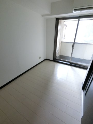 チェリーブロッサムの洋室