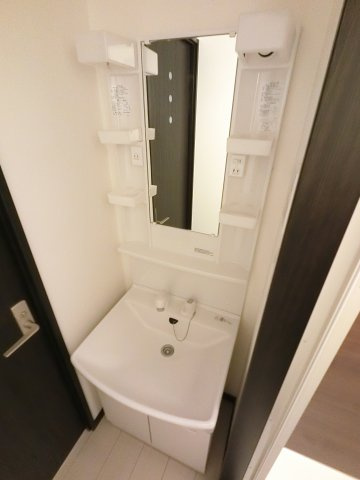 チェリーブロッサムの独立洗面台