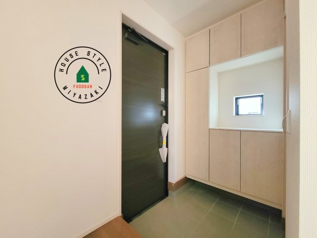 宮崎市清武町加納2011番-2棟（A号棟）の防犯設備|二重ロックでしっかり防犯対策ができます。