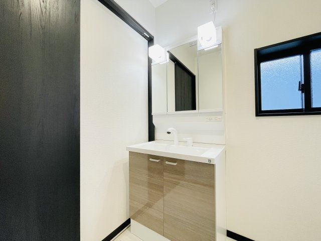 【独立洗面台】 | 深谷市岡第12期　ワイウッドコート　新築戸建　全2棟　2号棟