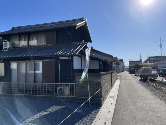 【前面道路含む現地写真】 | 深谷市岡第12期　ワイウッドコート　新築戸建　全2棟　2号棟