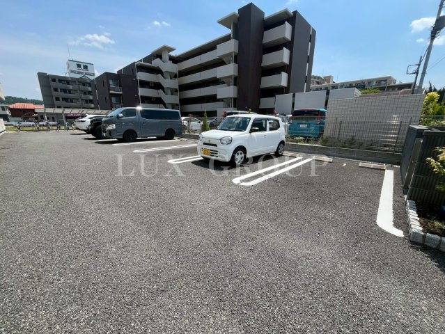 【駐車場】 | グレーヌメゾン