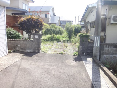 【前面道路含む現地写真】 | 大館市中道３丁目・中古住宅