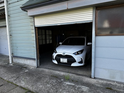 【駐車場】 | 駒形こまちハウス | 車庫1