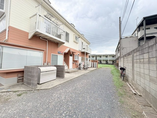 川越市広栄町　建築条件なし売地　東武東上線『川越駅』徒歩28分　【大塚小学区】の前面道路含む現地写真