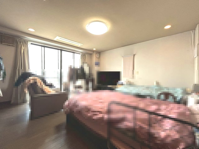 【価格改定】一棟ビル　長岡京市久貝2丁目の洋室|主寝室として、ご使用いただける洋室です。