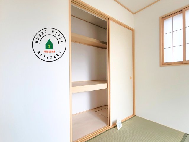 宮崎市清武町加納2011番-2棟（B号棟）の内観：施工例|収納には困りません。