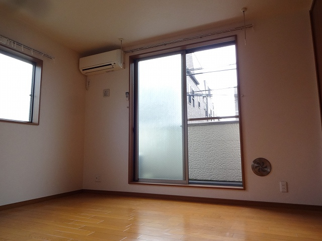 Ｙ2プラザの居間・リビング|test