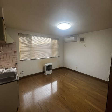 ハイツエクセレントの居間・リビング