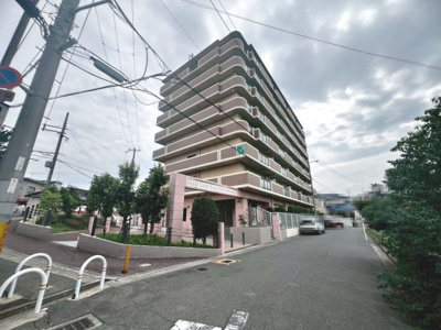 【外観】 | グラン・コート堺石津川公園 | 【南西・北西・北東向きの三方角部屋】明るい室内は気分が明るくなります！ぜひ現地でお確かめください♪