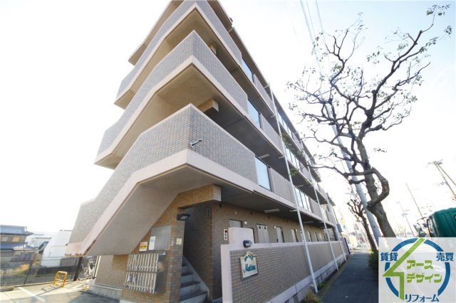 マッティーナ神戸参番館の外観