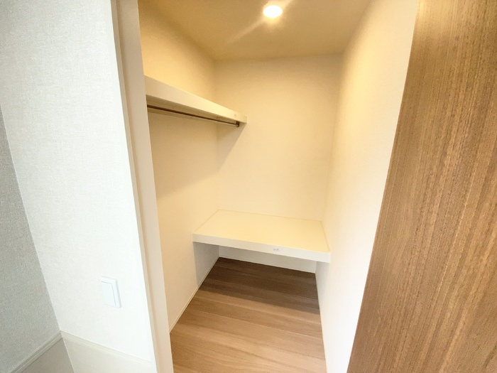 Full　Bliss　/Into　Bliss　Into　Bliss（ｲﾝﾄﾌﾞﾘｽ）の収納