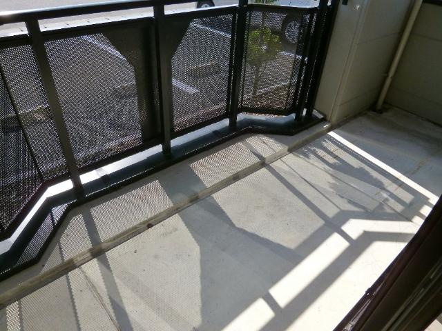 クローバーハウスＢのその他|ベランダ