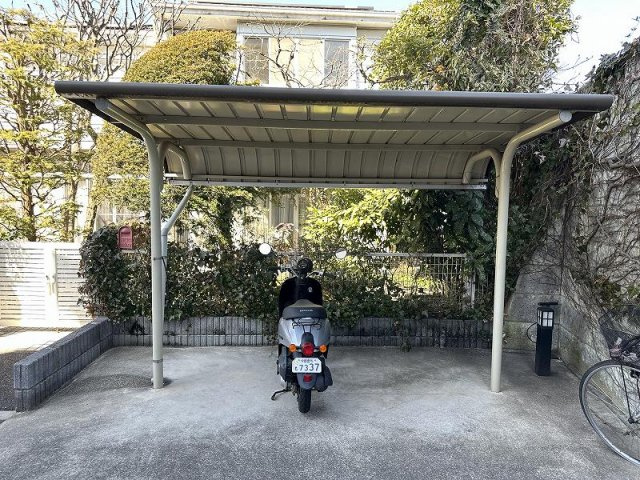 レオパレスｉハウスのその他|駐輪場