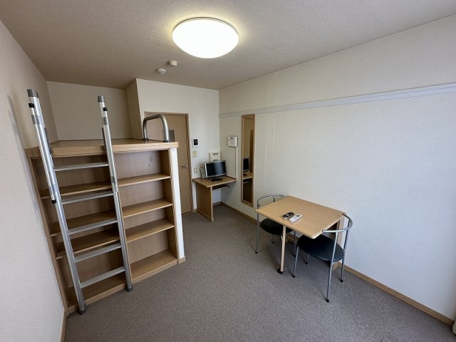 レオパレスプリメロの寝室