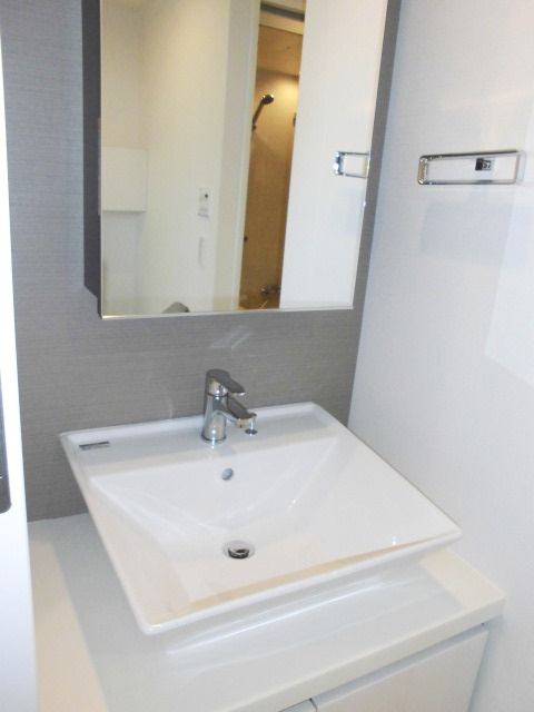 プライムメゾン本郷の独立洗面台|※写真は同タイプの別室になります