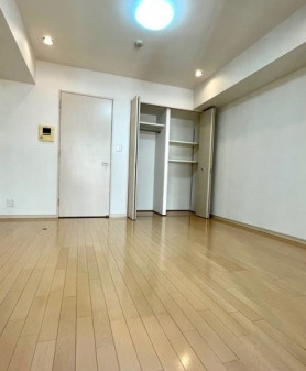 ピアネッタ汐留の居間・リビング