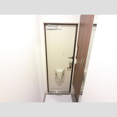 【玄関】 | エミネンスパレ | 落ち着いた玄関です