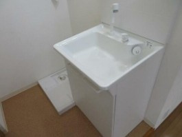 【設備】 | CALME阿佐ヶ谷 | 室内洗濯機置き場。