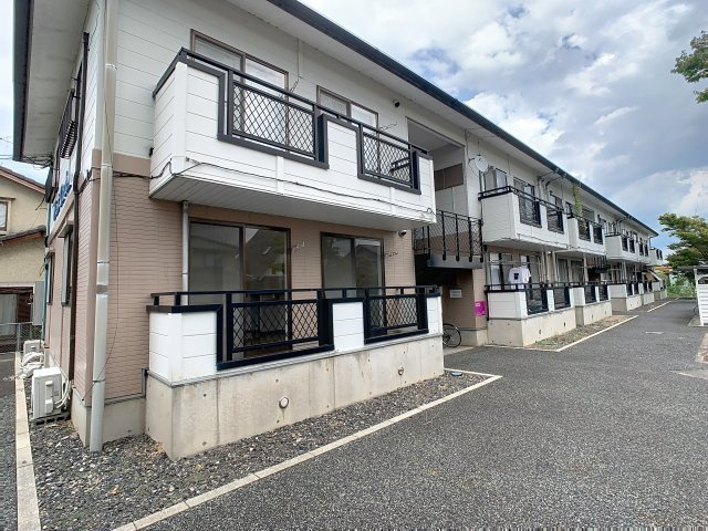 ウエストガーデンの外観