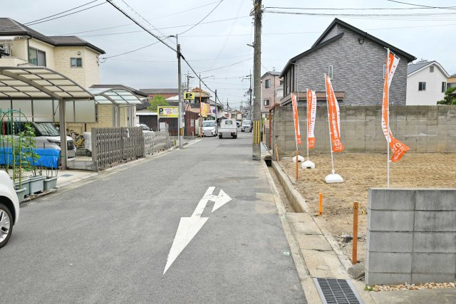 尼崎市大庄中通1丁目新築戸建【全3区画】の前面道路含む現地写真|2025年9月撮影