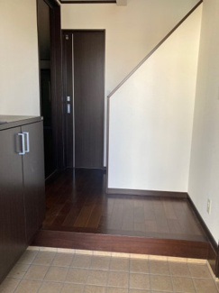  | 広々な玄関。