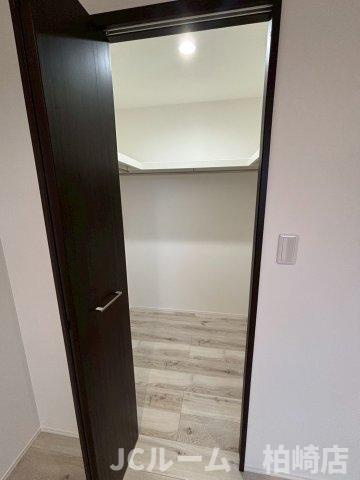 柏崎市安政町のアパートの収納