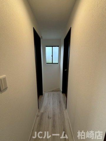 柏崎市安政町のアパートの玄関