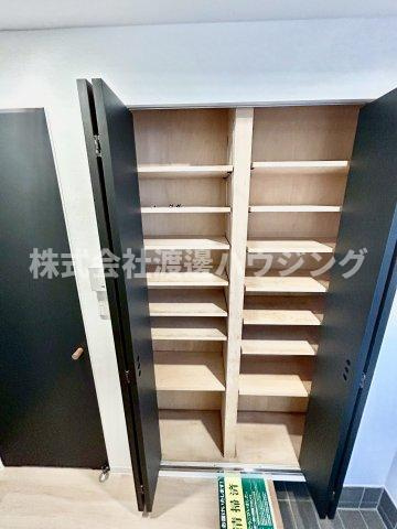 フリージアガーデン　柏里小学校区の収納|玄関収納