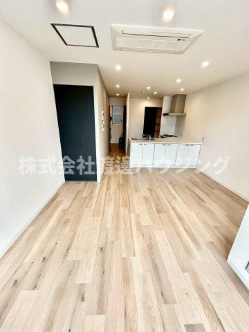 フリージアガーデン　柏里小学校区の居間・リビング