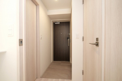 【玄関】 | コンフォリア・リヴ京橋 | シンプルで使いやすい玄関です